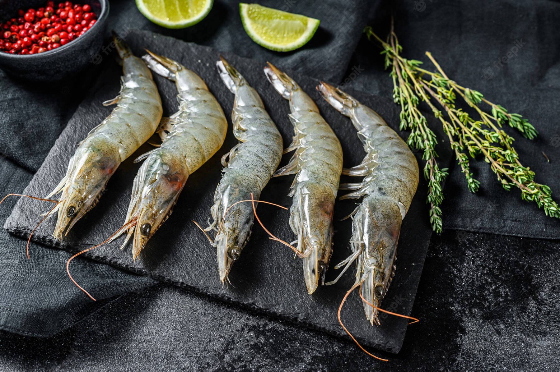 Whole head-on shrimp arranged for seafood sourcing